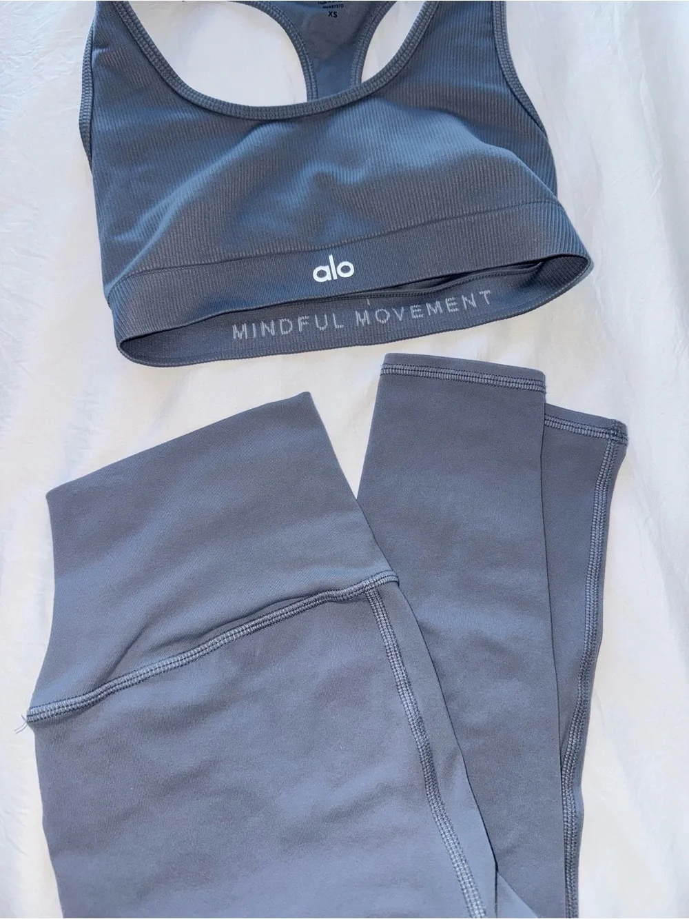 Alo Workout Set - Sports Bra & Leggings Steel Blue